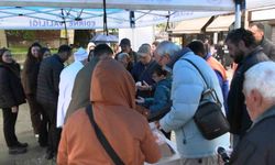 Edirne'de 22 kilo Kakava kurabiyesi dağıtıldı