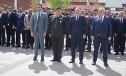 Edremit'te Atatürk anıldı