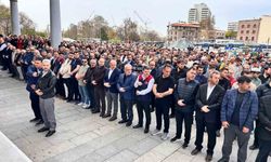 Eğitim Bir-Sen, okul saldırılarında hayatını kaybedenler için gıyabi cenaze namazı düzenledi