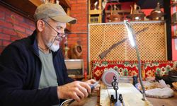 El Yapımı Tornasıyla Sanat Üreten Emekli Vatandaş