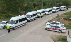 Erbaa'da okul servislerine ceza kesildi