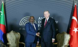 Erdoğan, Komorlar Birliği Cumhurbaşkanı Azali ile Antalya'da buluştu