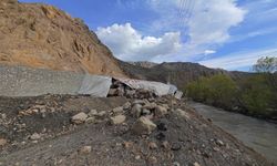 Erzurum'da 'Ölüm Virajı'nda bir trafik kazası daha: Şans eseri can kaybı yok