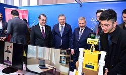 Eskişehir'de Yapay Zekâ Zirvesi gerçekleştirildi