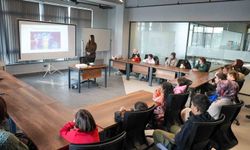 Film izleyerek duygularını tanıdılar