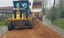 Gerze grup yollarında yenileme çalışmaları sürüyor