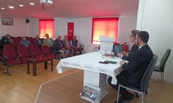 Gerze'de hacı adayları için seminer düzenlendi