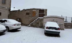 Güzelyurt'ta Kar Yağışı, Meyve Ağaçlarını Beyaza Bürüdü