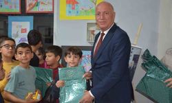 Her bir resimde sevinç, neşe ve bayram coşkusu var