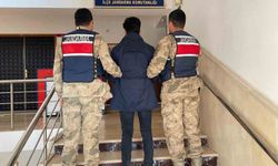 Hırsızlık nedeniyle aranan kişi yakalandı