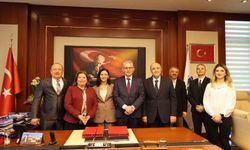 HKÜ, Polonya'nın Zielona Gra Üniversitesi ile iş birliği anlaşması imzaladı