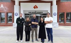 İEÜ Öğrencileri, 27 Katlı Ofis Projesiyle Finale Yükseldi