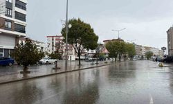 Iğdır'da sağanak yağış hayatı durma noktasına getirdi