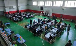 İpekyolu'nda zeka yarışı: 180 öğrenci turnuvada mücadele etti