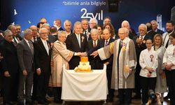 İzmir Ekonomi Üniversitesi 25. Yılını Coşkuyla Kutladı