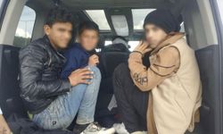 Jandarma operasyonunda 9 düzensiz göçmen yakalandı: 2 kişi tutuklandı