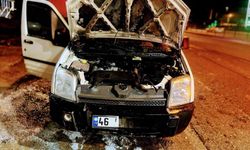 Kahramanmaraş'ta iki araç yangını itfaiye tarafından söndürüldü