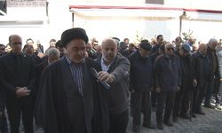 Kars'ta Kahramanmaraş'taki okul saldırısına karşı anma etkinliği: Gıyabi cenaze namazı ve yürüyüş düzenlendi