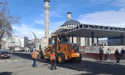 Kars'ta Şehir İçi Yollar Yeniden Yapılıyor: Caddelere Karayolları Müdahale Etti