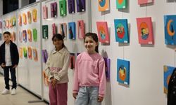 Kartepe'de minik sanatçıların eserleri Sanat Evi'nde sergileniyor