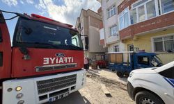 Kartonlardan Yangın Çıktı, İtfaiye Müdahale Etti