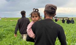 Kayıp 2 buçuk yaşındaki kız çocuğu bulundu: Evinden 3 kilometre uzakta uyurken keşfedildi