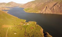Keban Baraj Gölü'nde baharın muhteşem manzarası