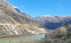 Kemaliye-Dutluca yolunda köylüler asfalt istiyor