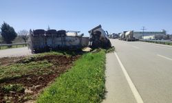 Kilis'te beton mikseri yoldan çıktı