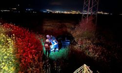 Kırıkhan'da tarlaya uçan araçta sürücü yaralandı