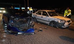 Kırmızı ışık ihlali sonrası kaza: 1 yaralı