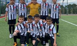 Kırsal okul takımı büyük başarıya imza attı