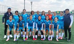 Körfez U15 Kız Futbol Takımı Darıca'dan 4-0 ile ayrıldı