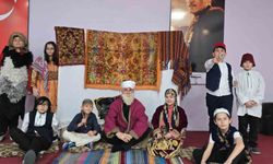 Küçük Yetenekler Tiyatro Gösterisiyle Sahne Aldı