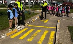 Küçükler trafik kurallarını eğlenerek öğrendi