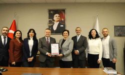 Küresel iş birliği ile mezunlara uluslararası kariyer imkanı