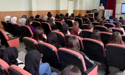 Kütahya Akşemsettin Kız AİHL'de Motivasyon Etkinliği Düzenlendi