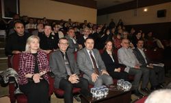 Kütahya'da 'Devlet Ana' Tiyatrosu Protokolü Buluşturdu