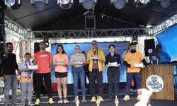 Kütahyalı Zabıta Memuru, Efes Ultra Maratonu'nda Üçüncülük Kazandı