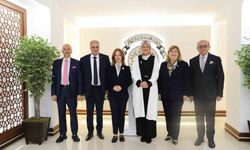 KUTSO'dan Türk Kızılay'a Kutlama ve Ziyaret Gerçekleşti