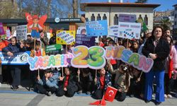 'Maarifin Kalbinde Çocuk' korteji