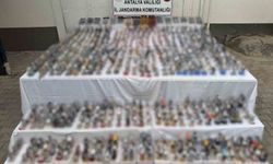 Manavgat'ta 15 milyon lira değerinde kaçak gözlük ve saat yakalandı