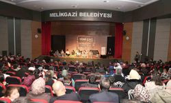 Mektep Melikgazi öğrencilerinin sahneye koyduğu tiyatro oyunu büyük beğeni topladı