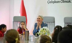 Minik öğrenciler Başkan Subaşı'yı ziyaret ederek yerel yönetimleri öğrendi