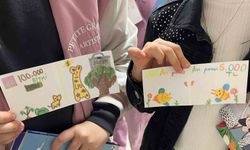 Minikler 23 Nisan'ı İş Sanat'ta coşkuyla kutluyor