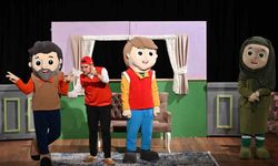 Minikler İstanbul'u sahnedeki hayallerle keşfetti