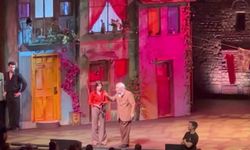 Müjdat Gezen, sahnede baygınlık geçirerek hastaneye kaldırıldı