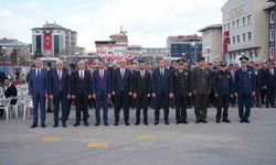 Muş'ta 23 Nisan Ulusal Egemenlik ve Çocuk Bayramı coşkuyla kutlandı