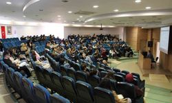 OMÜ'de öğrencilere kütüphane eğitimi sunuluyor