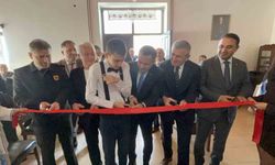 Otizmli İki Gençten İlk Kişisel Resim Sergisi: 'Renklerle İletişim Kuruyoruz'